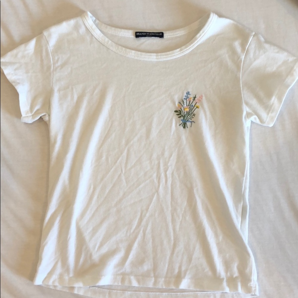 Flower Stitched White Tee ~ Brandy Melville